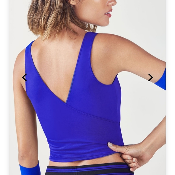 🔮NWT Fabletics - NOT ONLINE OR IN STORES - Sawyer Tank - Shocking Blue - Picture 2 of 12